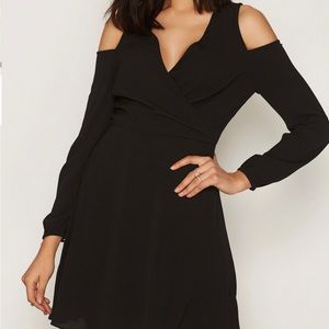 New Look Cold Open shoulder black dress short fashion satin elegant little